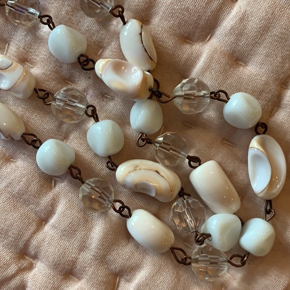 Long beaded necklace - Picture 4 of 4